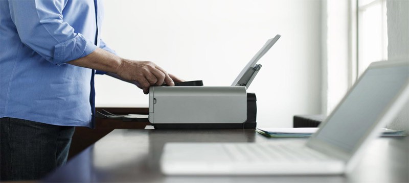 laserowa drukarka pod laptopa